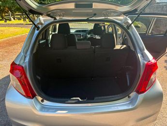 Toyota Yaris 1.33 Dual VVT-i TR Multidrive S Euro 5 5dr