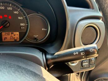 Toyota Yaris 1.33 Dual VVT-i TR Multidrive S Euro 5 5dr
