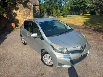 Toyota Yaris 1.33 Dual VVT-i TR Multidrive S Euro 5 5dr