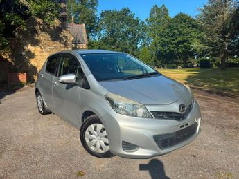 Toyota Yaris 1.33 Dual VVT-i TR Multidrive S Euro 5 5dr