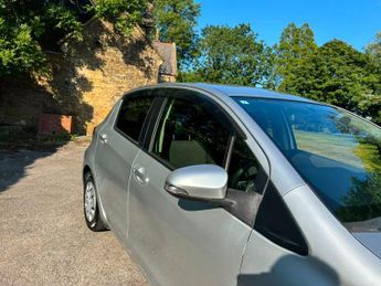 Toyota Yaris 1.33 Dual VVT-i TR Multidrive S Euro 5 5dr