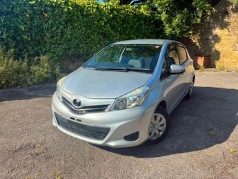 Toyota Yaris 1.33 Dual VVT-i TR Multidrive S Euro 5 5dr