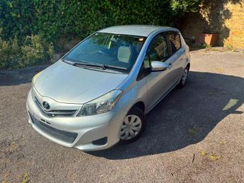 Toyota Yaris 1.33 Dual VVT-i TR Multidrive S Euro 5 5dr