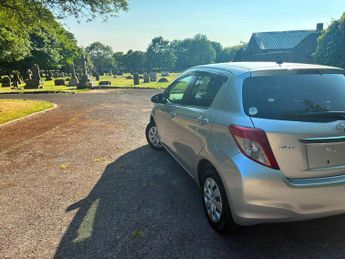 Toyota Yaris 1.33 Dual VVT-i TR Multidrive S Euro 5 5dr