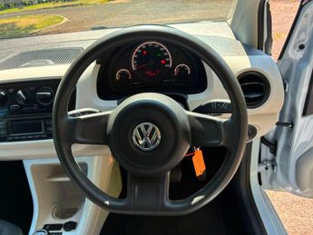 Volkswagen up! 1.0 High up! ASG Euro 5 5dr