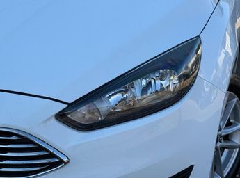 Ford Focus 1.0T EcoBoost Zetec Euro 6 (s/s) 5dr
