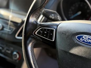 Ford Focus 1.0T EcoBoost Zetec Euro 6 (s/s) 5dr