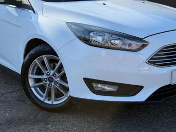 Ford Focus 1.0T EcoBoost Zetec Euro 6 (s/s) 5dr