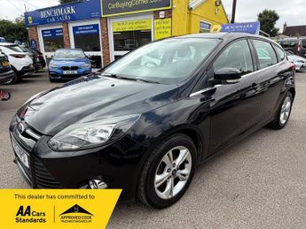 Ford Focus 1.0T EcoBoost Zetec Euro 5 (s/s) 5dr