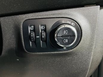 Vauxhall Corsa 1.4i ecoFLEX Design Easytronic Euro 6 (s/s) 5dr