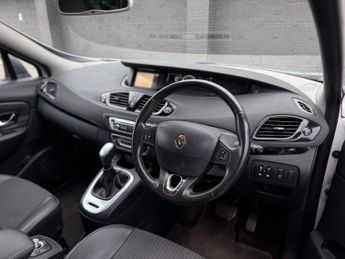Renault Grand Scenic 1.5 dCi Dynamique Nav Auto Euro 6 5dr