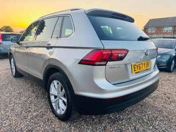 Volkswagen Tiguan 2.0 TDI SE DSG Euro 6 (s/s) 5dr