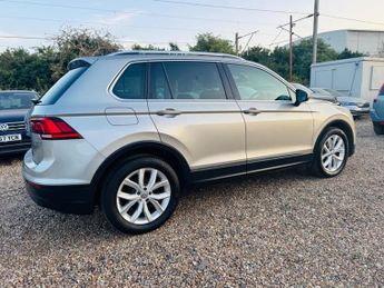 Volkswagen Tiguan 2.0 TDI SE DSG Euro 6 (s/s) 5dr