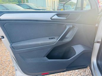 Volkswagen Tiguan 2.0 TDI SE DSG Euro 6 (s/s) 5dr