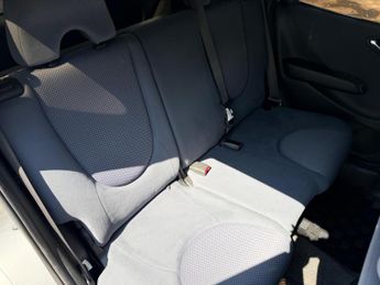 Honda Jazz 1.4 i-DSI SE CVT-7 5dr