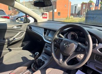 Vauxhall Astra 1.6 CDTi BlueInjection Design Euro 6 (s/s) 5dr