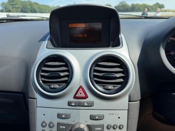 Vauxhall Corsa 1.2 16V Active Euro 5 5dr (A/C)