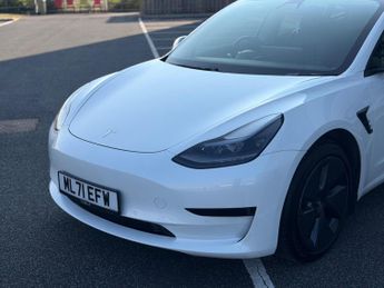 Tesla Model 3 Standard Range Plus Auto RWD 4dr