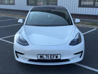 Tesla Model 3 Standard Range Plus Auto RWD 4dr