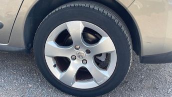 Peugeot 3008 1.6 e-HDi Active EGC Euro 5 (s/s) 5dr