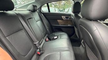 Jaguar XF 2.7d V6 Premium Luxury Auto Euro 4 4dr