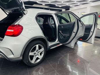 Mercedes-Benz GLA 2.1 GLA220 CDI AMG Line 7G-DCT 4MATIC Euro 6 (s/s) 5dr