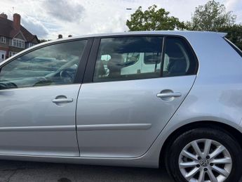 Volkswagen Golf 1.9 TDI Match DSG 5dr