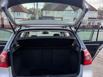 Volkswagen Golf 1.9 TDI Match DSG 5dr