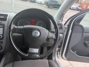 Volkswagen Golf 1.9 TDI Match DSG 5dr