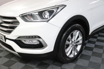 Hyundai Santa Fe 2.2 CRDi Blue Drive Premium Auto 4WD Euro 6 (s/s) 5dr