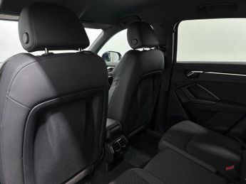 Audi Q3 1.4 TFSIe 45 S line S Tronic Euro 6 (s/s) 5dr 13kWh