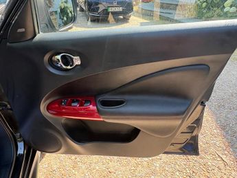 Nissan Juke 1.6 Tekna XTRON Euro 6 5dr