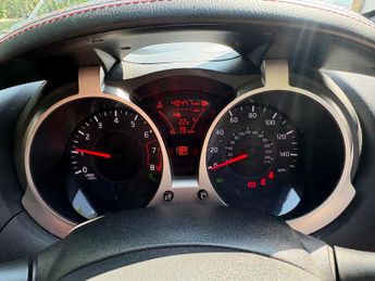 Nissan Juke 1.6 Tekna XTRON Euro 6 5dr