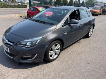 Vauxhall Astra 1.6 16v SRi Euro 5 5dr