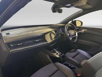 Audi Q4 e-tron 40 S line SUV 5dr Electric Auto 82kWh (204 ps)