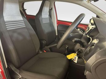 Volkswagen up! 1.0 Black Edition Hatchback 5dr Petrol Manual Euro 6 (s/s) (65 p