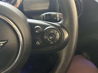 MINI Hatch 1.5 Cooper Classic Hatchback 3dr Petrol Manual Euro 6 (s/s) (136