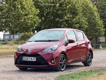 Toyota Yaris 1.5 VVT-h Design E-CVT Euro 6 (s/s) 5dr