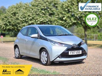 Toyota AYGO 1.0 VVT-i x-play x-shift Euro 6 5dr
