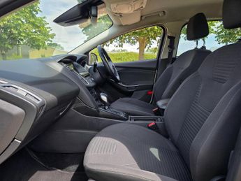 Ford Focus 1.0T EcoBoost Titanium Auto Euro 6 (s/s) 5dr