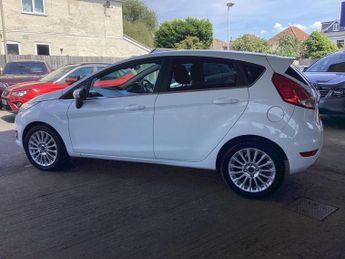 Ford Fiesta 1.6 Titanium Powershift Euro 5 5dr