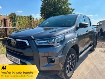 Toyota Hi Lux 2.8 D-4D Invincible X Auto 4WD Euro 6 (s/s) 4dr