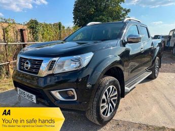 Nissan Navara 2.3 dCi N-Connecta Auto 4WD Euro 6 4dr