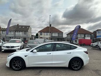 Tesla Model 3 (Dual Motor) Long Range Auto 4WDE 4dr