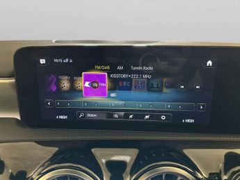 Mercedes-Benz A Class 2.0 A180d AMG Line Night Edition (Premium Plus) Hatchback 5dr Di