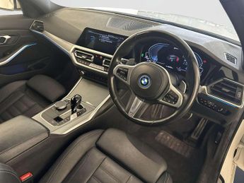 BMW 3 Series 2.0 330e 12kWh M Sport Touring 5dr Petrol Plug-in Hybrid Auto Eu