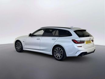 BMW 3 Series 2.0 330e 12kWh M Sport Touring 5dr Petrol Plug-in Hybrid Auto Eu