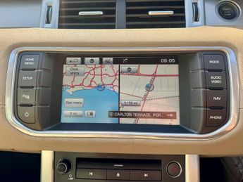 Land Rover Range Rover Evoque 2.2 SD4 Pure Tech Auto 4WD Euro 5 (s/s) 5dr