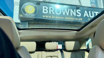 Land Rover Range Rover Evoque 2.2 SD4 Pure Tech Auto 4WD Euro 5 (s/s) 5dr