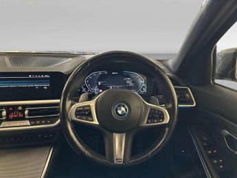 BMW 3 Series 2.0 330e 12kWh M Sport Saloon 4dr Petrol Plug-in Hybrid Auto xDr